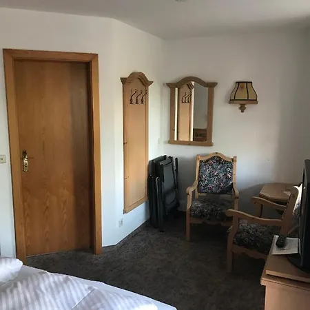 Gaestehaus Schwarzlofer 3*