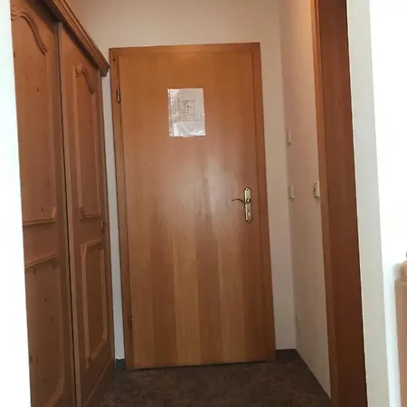 Konukevi Gaestehaus Schwarzlofer