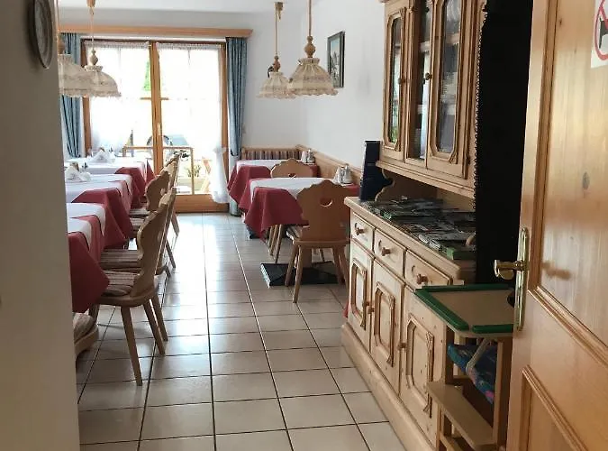 Gaestehaus Schwarzlofer 4* Reit im Winkl