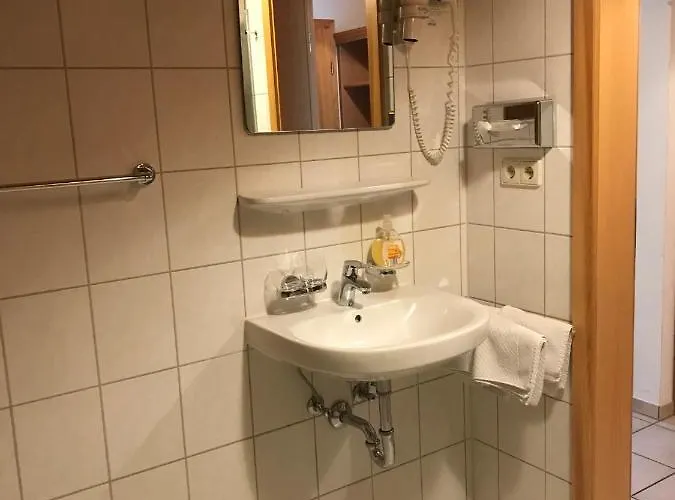 Gaestehaus Schwarzlofer Gæstehus 4*
