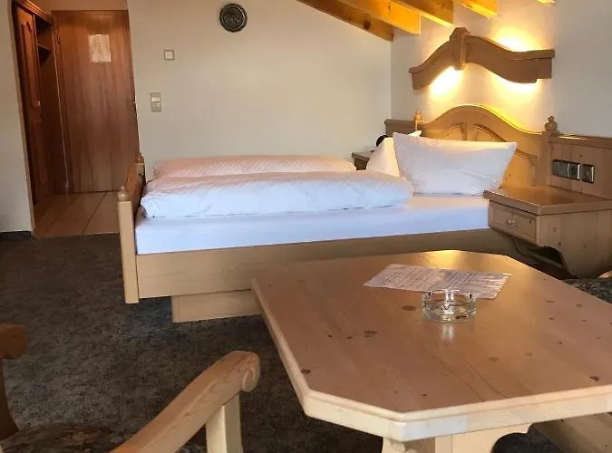 Gaestehaus Schwarzlofer Gæstehus