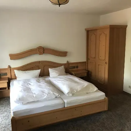 Gaestehaus Schwarzlofer Affittacamere