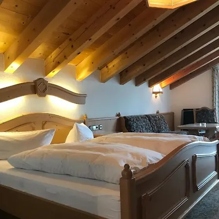 Gaestehaus Schwarzlofer Maison d'hôtes *