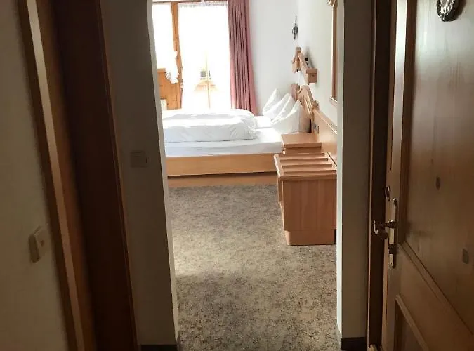 Gæstehus Gaestehaus Schwarzlofer 4*